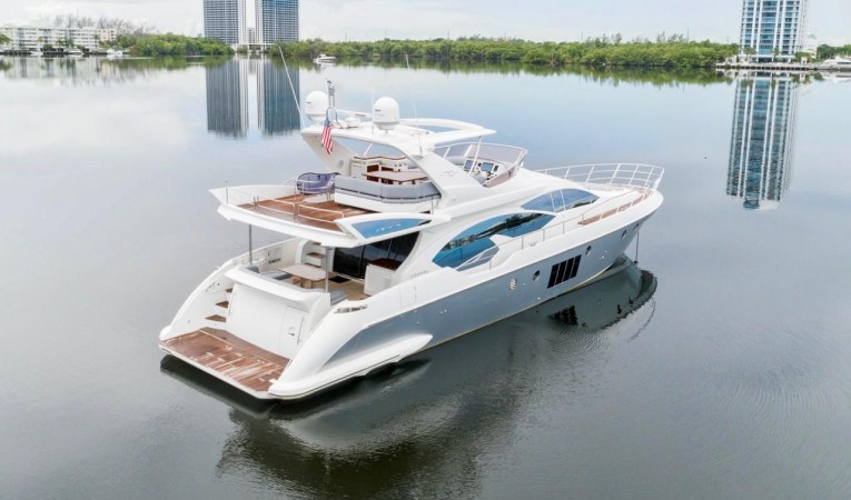 70 Azimut 2014 Azimut 70 Flybridge