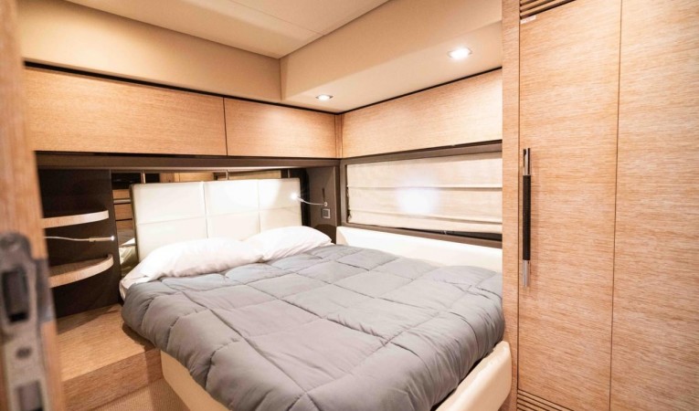 70 Azimut 2014 Azimut 70 Flybridge