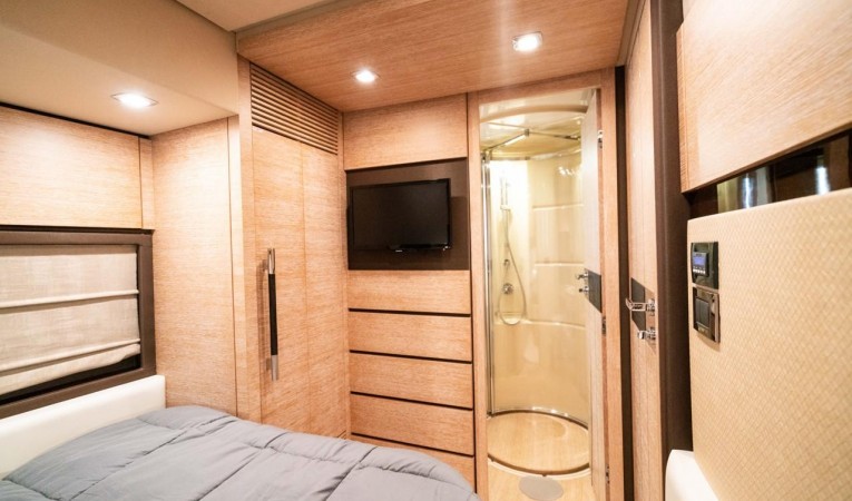 70 Azimut 2014 Azimut 70 Flybridge