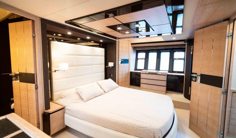 70 Azimut 2014 Azimut 70 Flybridge