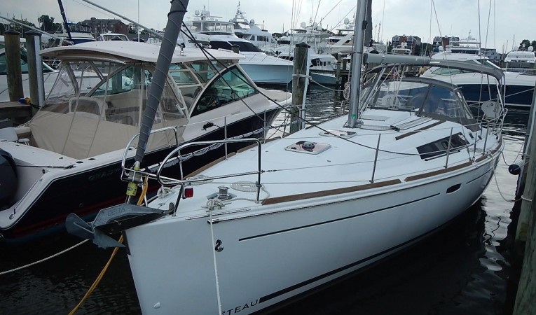 37 Beneteau America 