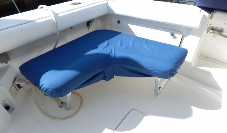 29 Tiara Removable Benches