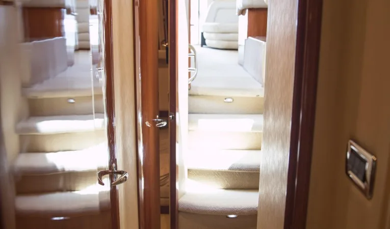 56 Sea Ray 
