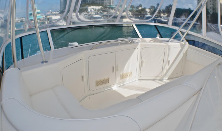 55 Sea Ray Forward Seating