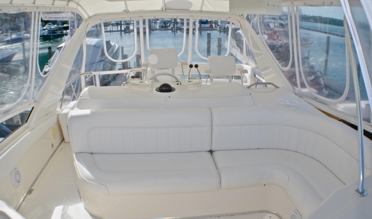 55 Sea Ray Forward Seating