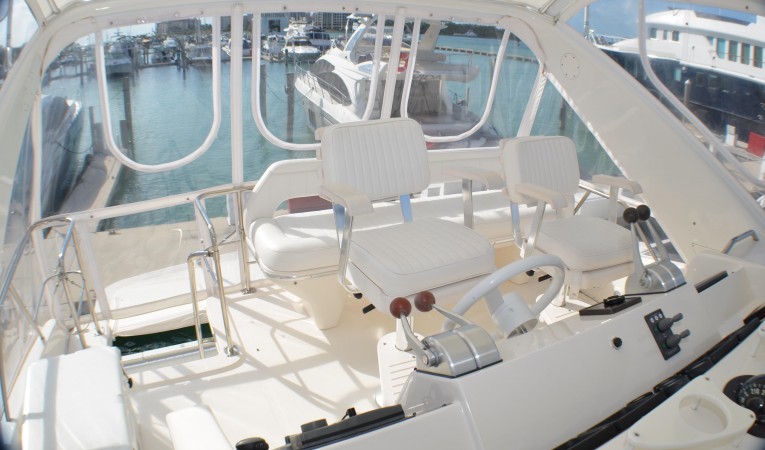 55 Sea Ray Helm Seating