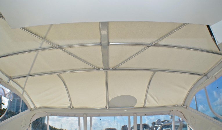 55 Sea Ray Flybridge Enclosure