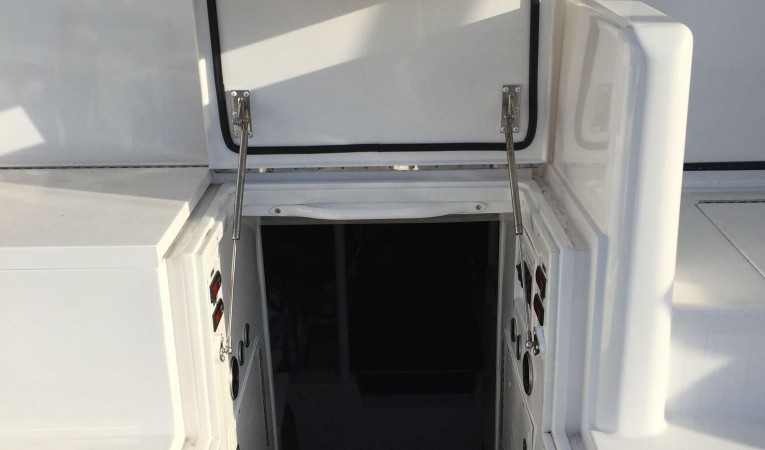 61 Viking Engine access with Gauges