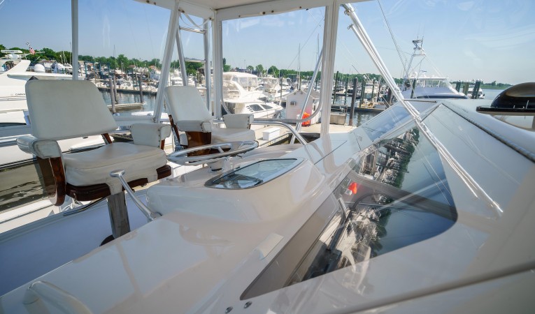 61 Viking Ebox, Enclosure looks great