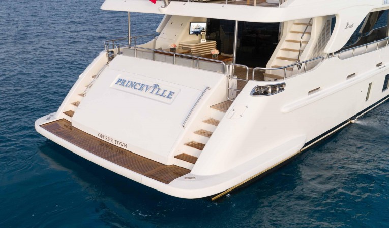 93 Benetti 