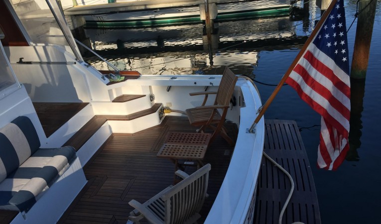 38 Grand Banks LAST ONE  IV COCKPIT