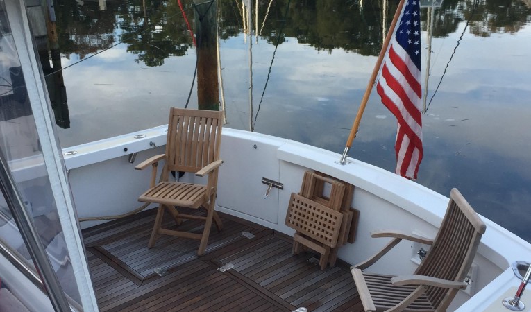 38 Grand Banks LAST ONE IV AFT DECK