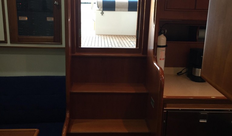 38 Grand Banks COMPANIONWAY