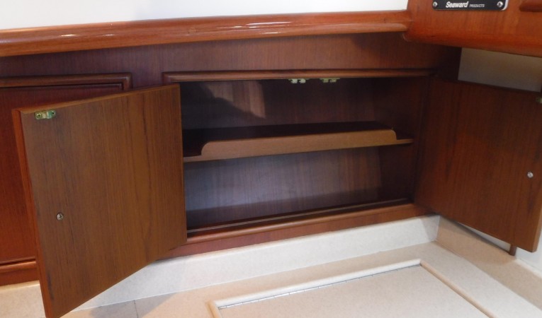 38 Grand Banks Galley storage