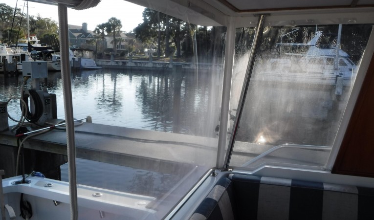 38 Grand Banks New Strataglass enclosure