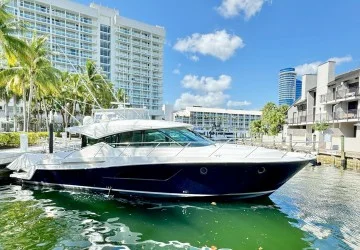53' Tiara 2017