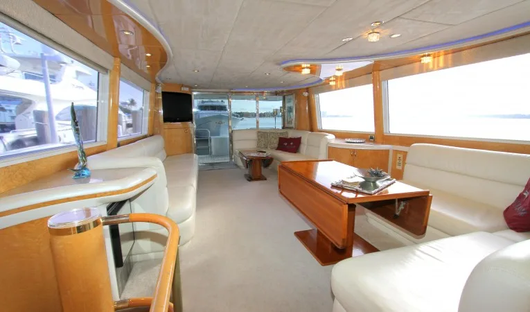 76 Lazzara 