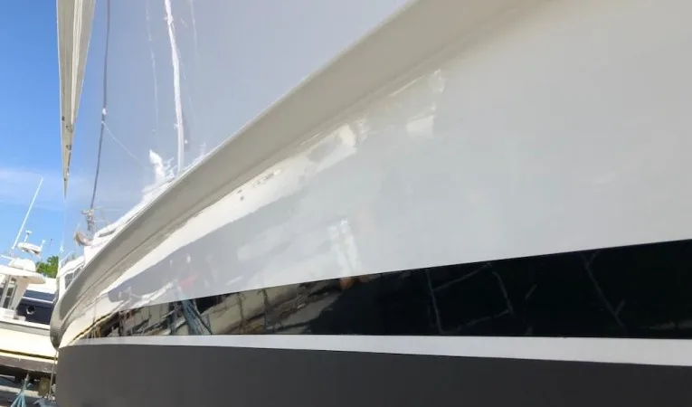 76 Lazzara 