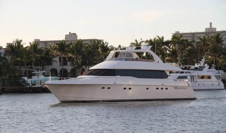 76 Lazzara 
