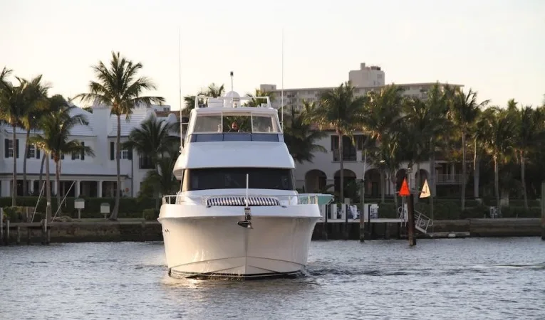 76 Lazzara 