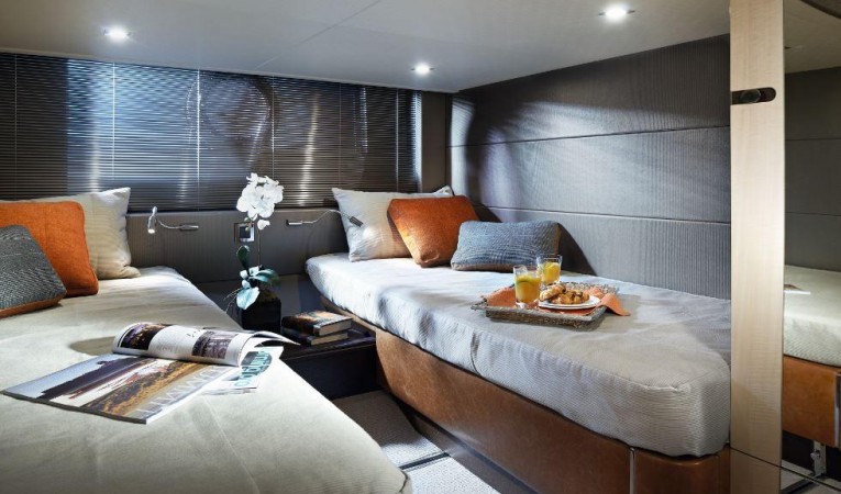40 Sunseeker Manufacturer Provided Image: Thumbnail Sunseeker Portofino 40 Twin Cabin