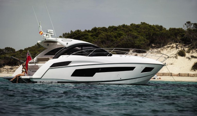 40 Sunseeker Manufacturer Provided Image: Thumbnail Sunseeker Portofino 40 Side View