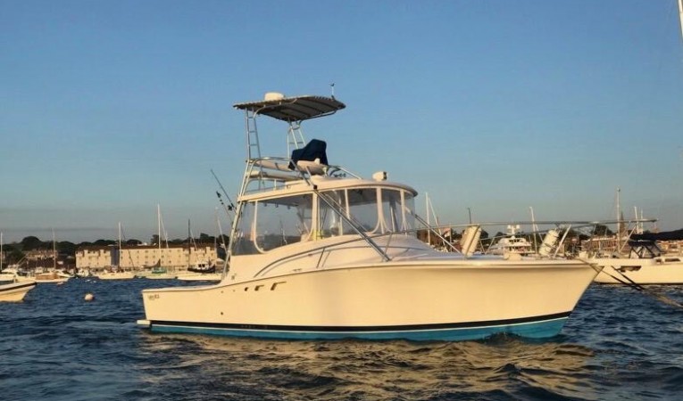 32 Luhrs 