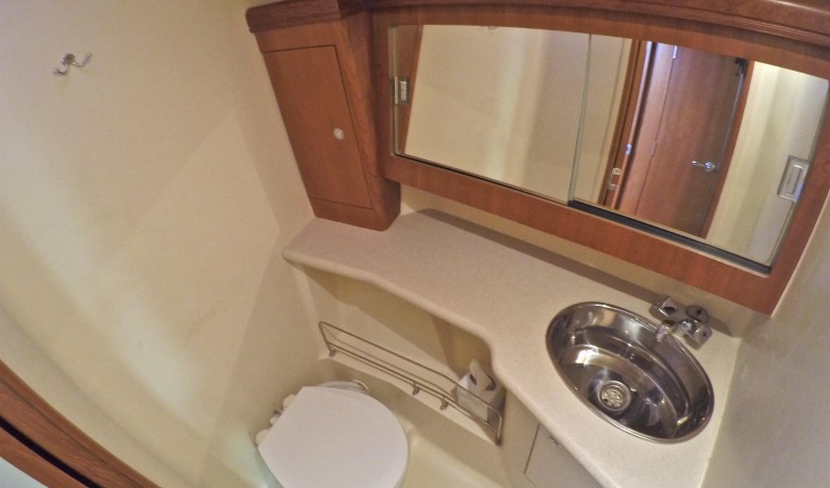 46 Hunter Owner's Head