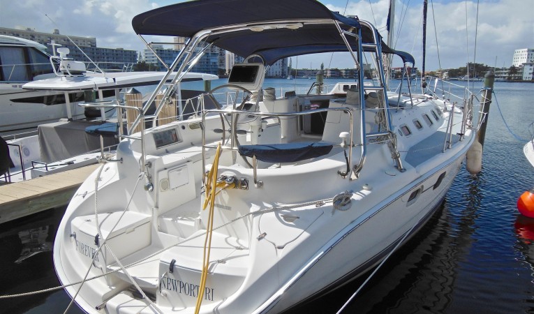 46 Hunter Transom