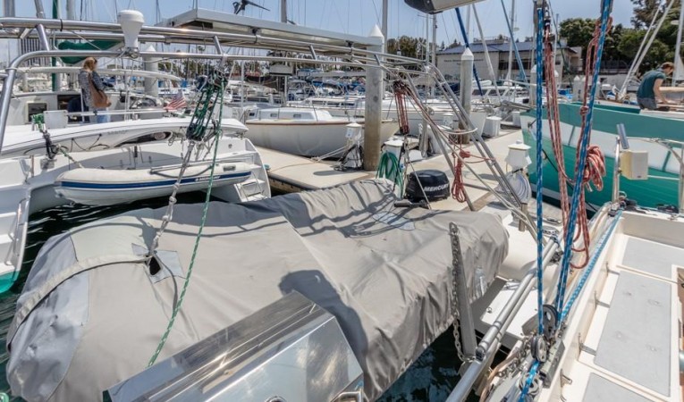 37 Fountaine Pajot 