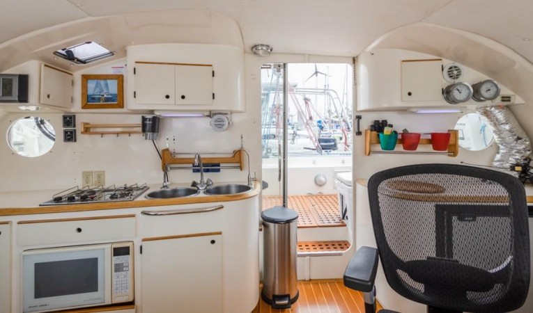 37 Fountaine Pajot 
