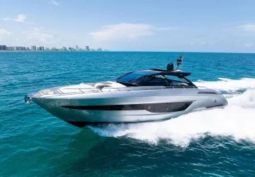 68' Riva 2023
