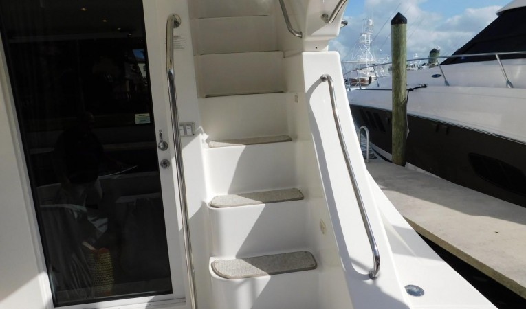 45 Silverton Charisma