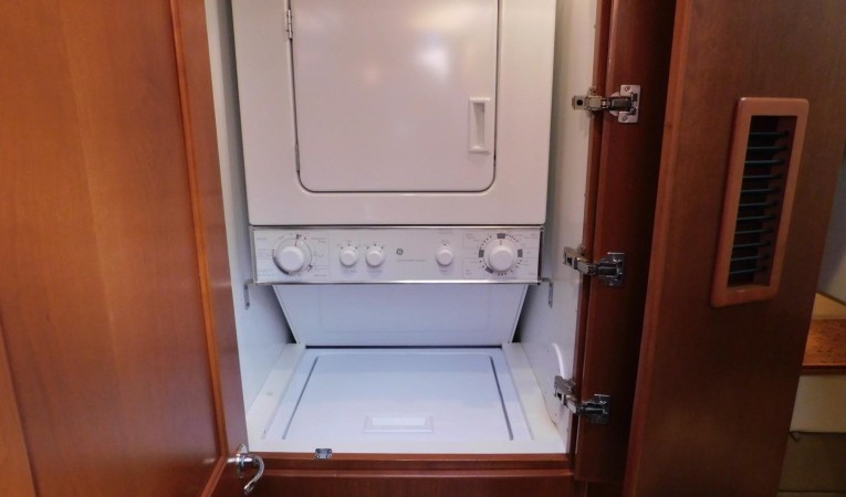 45 Silverton Charisma