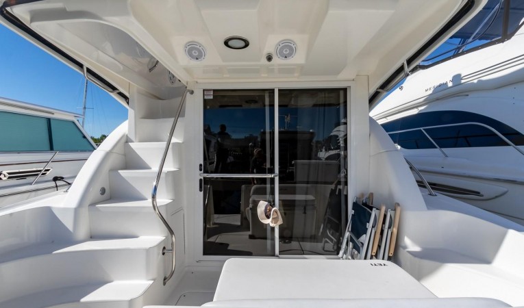 39 Sea Ray 