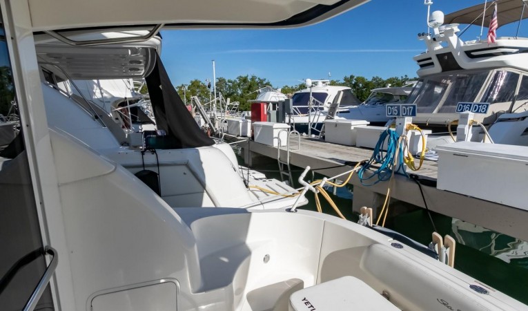39 Sea Ray 