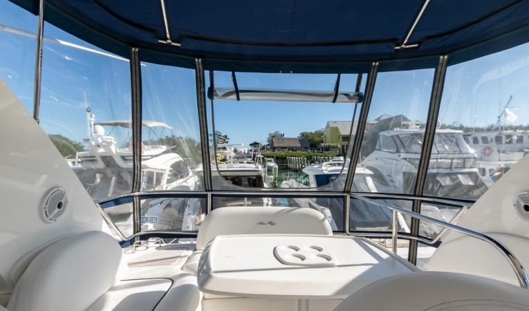 39 Sea Ray 