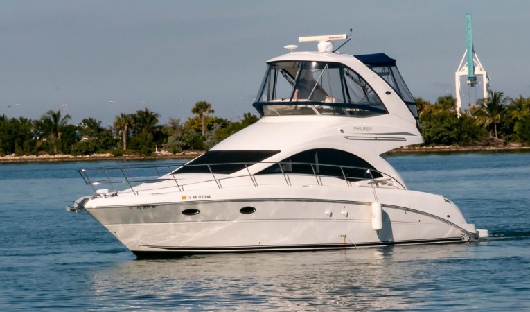 39 Sea Ray 