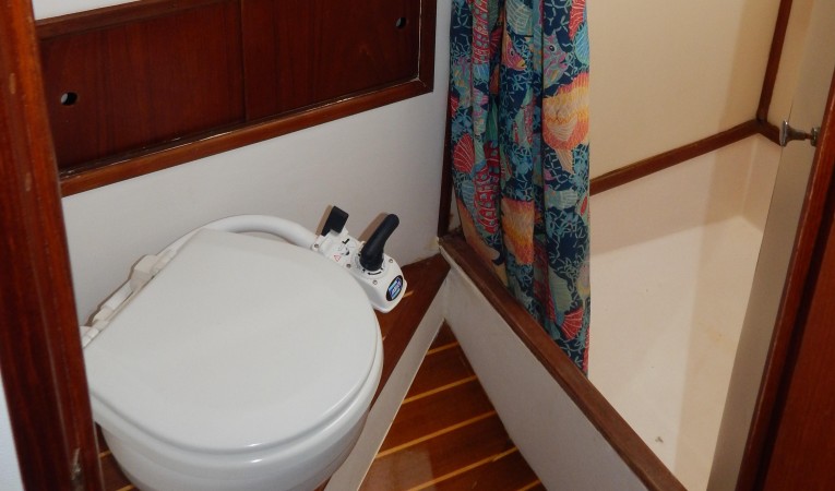 44 Wellington Head - aft cabin