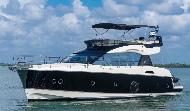 50 Beneteau Profile