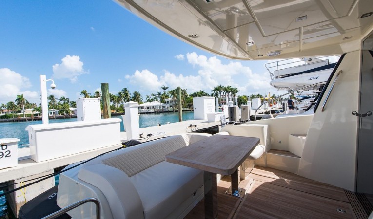 50 Beneteau Aft Deck