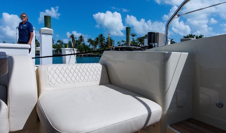 50 Beneteau Aft Deck