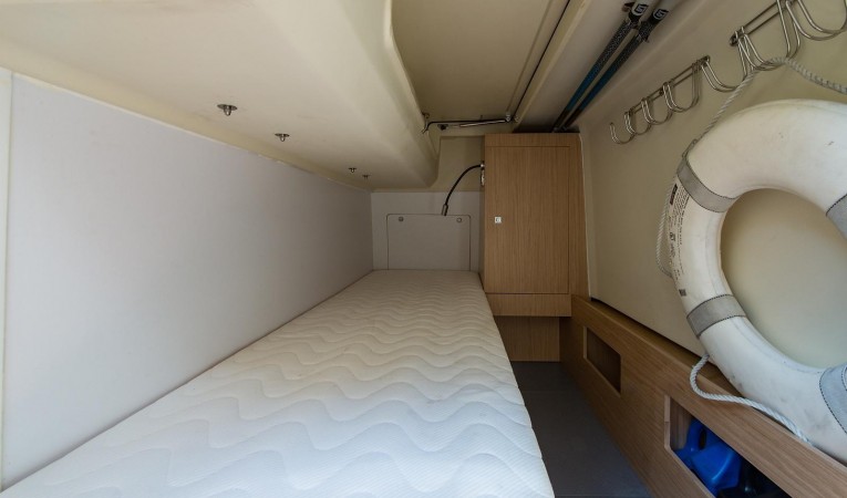 50 Beneteau Crew Quarters
