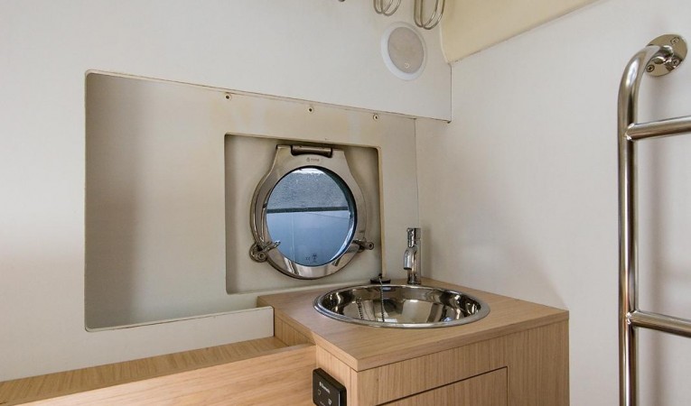 50 Beneteau Crew Quarters