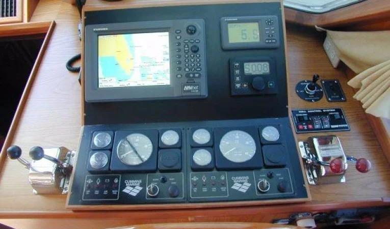 48 DeFever Electronics