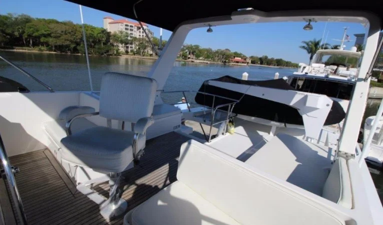 48 DeFever aft deck