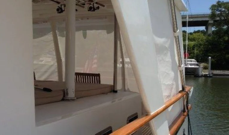 48 DeFever Privacy Enclosure