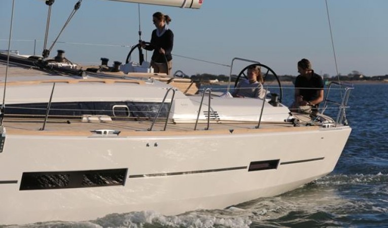 51 Dufour 