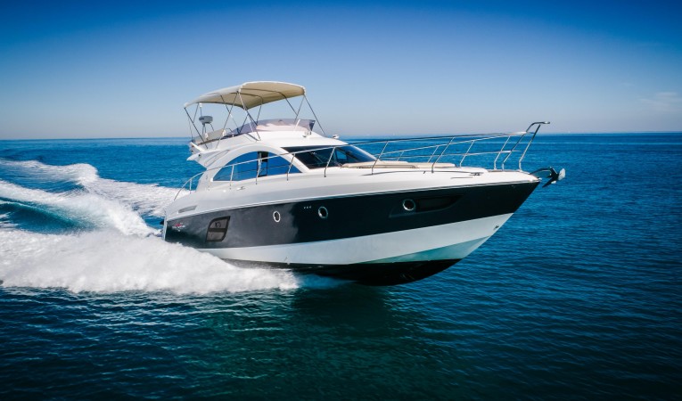 49 Beneteau Bow Stbd