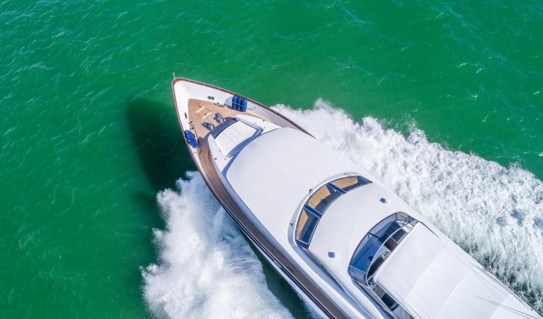 108 Viking Sport Cruisers Bow Aerial